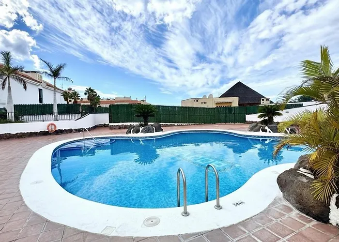 Huge Sunny Terrace & Pool By Deihu Experiences Apartmán Los Cristianos (Tenerife)
