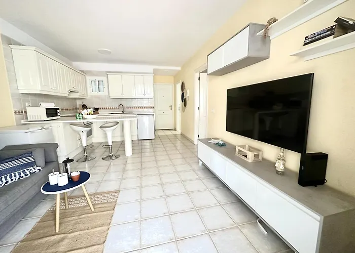 Huge Sunny Terrace & Pool By Deihu Experiences Los Cristianos (Tenerife)