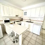 Huge Sunny Terrace & Pool By Deihu Experiences